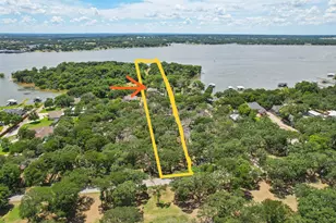 11701 Oakwood Ln, Fort Worth, TX 76179 - Photo 4