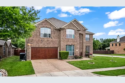 713 Royal Crest Court, McKinney, TX 75072 - Photo 2