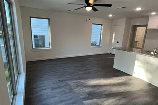2428 S Fannin Ave, Denison, TX 75020 - Photo 2
