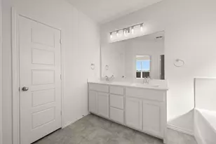 265 Coronado Ct, Granbury, TX 76048 - Photo 12