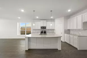 265 Coronado Ct, Granbury, TX 76048 - Photo 2
