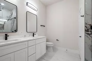 2340 Alsiddiq Dr, Irving, TX 75062 - Photo 14