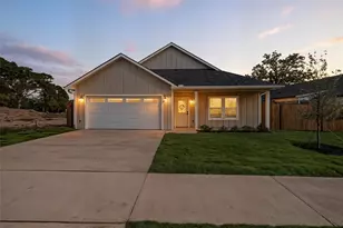 655 League St, Sulphur Springs, TX 75482 - Photo 1