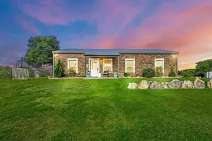 125 Odel Dr, Weatherford, TX 76085 - Photo 2