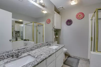 6707 Copperwood Court, Arlington, TX 76001 - Photo 16