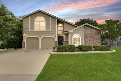6707 Copperwood Court, Arlington, TX 76001 - Photo 1