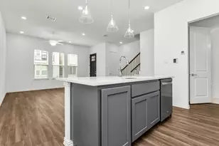 7572 Laburnam Rd, Dallas, TX 75228 - Photo 8