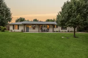 208 E 7th St, Prosper, TX 75078 - Photo 1