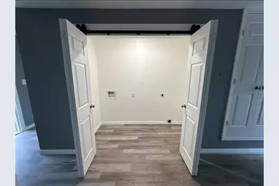 122 S 10th Street, Sanger, TX 76266 - Photo 8