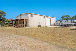 311 Cedar Ridge Dr, China Spring, TX 76633 - Photo 2