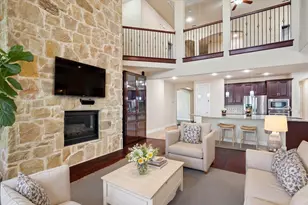 7211 Beranger Dr, Irving, TX 75063 - Photo 2