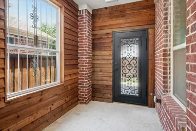 7211 Beranger Drive, Irving, TX 75063 - Photo 32