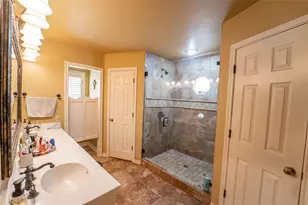 8 Northglen Rd, Breckenridge, TX 76424 - Photo 14