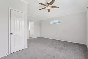 2026 Klondike St, Grand Prairie, TX 75050 - Photo 14