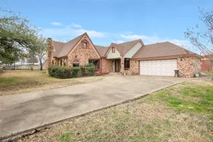 649 E US Hwy 84, Fairfield, TX 75840 - Photo 1