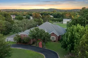 106 Glenwood Dr, Denison, TX 75020 - Photo 1