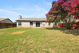 7504 Oak Ridge Dr, North Richland Hills, TX 76182 - Photo 22