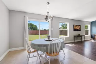 7504 Oak Ridge Dr, North Richland Hills, TX 76182 - Photo 8