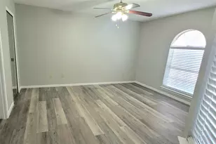 1310 Lloyd Dr, Duncanville, TX 75137 - Photo 10