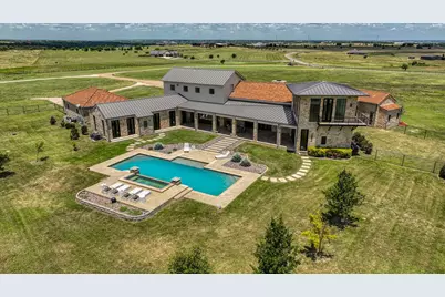 11802 E Rocky Creek Road, Crowley, TX 76036 - Photo 2