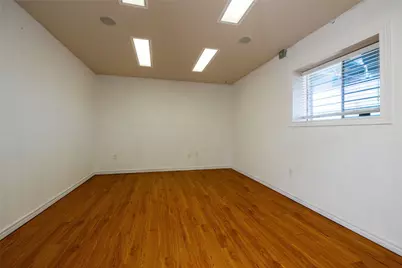 3717 McCart Avenue, Fort Worth, TX 76110 - Photo 22