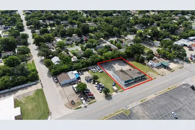 3717 McCart Avenue, Fort Worth, TX 76110 - Photo 2