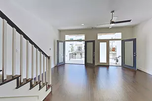 324 Templeton Dr, Fort Worth, TX 76107 - Photo 2