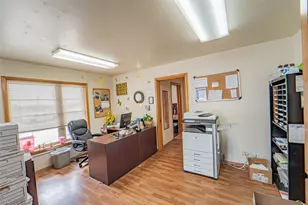 514 W Walker St, Breckenridge, TX 76424 - Photo 14