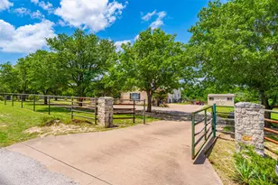 1253 Goforth Rd, Fort Worth, TX 76126 - Photo 4