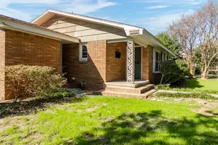 3300 Adeline Dr, Waco, TX 76708 - Photo 2