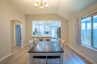 5505 Thunder Bay Dr, Fort Worth, TX 76119 - Photo 10