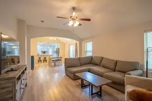 5505 Thunder Bay Dr, Fort Worth, TX 76119 - Photo 4