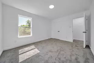 702 W Rochester St, Terrell, TX 75160 - Photo 12