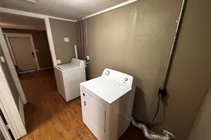 910 W Long St, Stephenville, TX 76401 - Photo 6