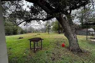 910 W Long St, Stephenville, TX 76401 - Photo 16