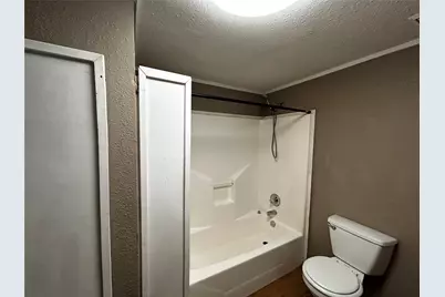 910 W Long Street, Stephenville, TX 76401 - Photo 14