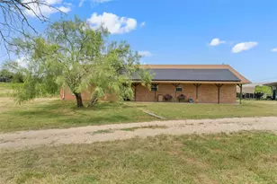 771 Hcr 2233, West, TX 76691 - Photo 18
