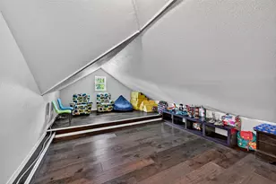 409 Navajo Trail, Lake Kiowa, TX 76240 - Photo 26