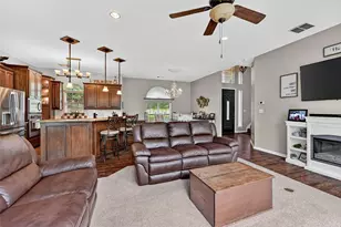 409 Navajo Trail, Lake Kiowa, TX 76240 - Photo 8