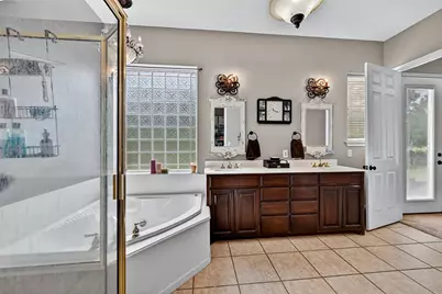 409 Navajo Trail, Lake Kiowa, TX 76240 - Photo 20