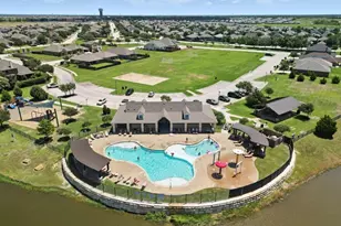 1945 Huisache St, Royse City, TX 75189 - Photo 2