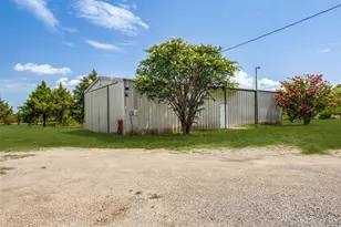 330 Co Rd 2904, Dodd City, TX 75438 - Photo 24