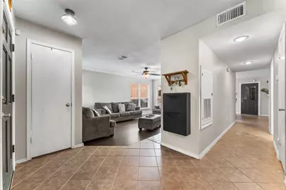 2924 Peninsula Way, Carrollton, TX 75007 - Photo 2