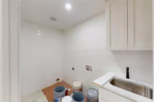 7126 Edgerton Dr, Dallas, TX 75231 - Photo 26