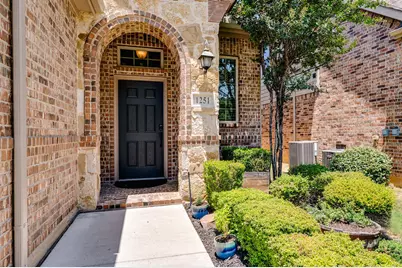 1251 Montgomery Way, Lantana, TX 76226 - Photo 6