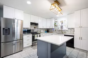 1347 Hayes St, Cedar Hill, TX 75104 - Photo 6