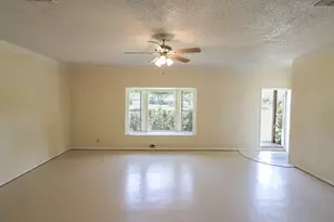 1203 E Apache Trail, Granbury, TX 76048 - Photo 10