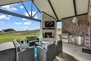 162 Pinnacle Peak Ln, Weatherford, TX 76087 - Photo 40