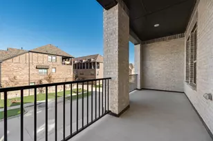 8087 Challenger St, Frisco, TX 75034 - Photo 2