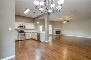 4426 Shady Elm Dr, Mansfield, TX 76063 - Photo 10